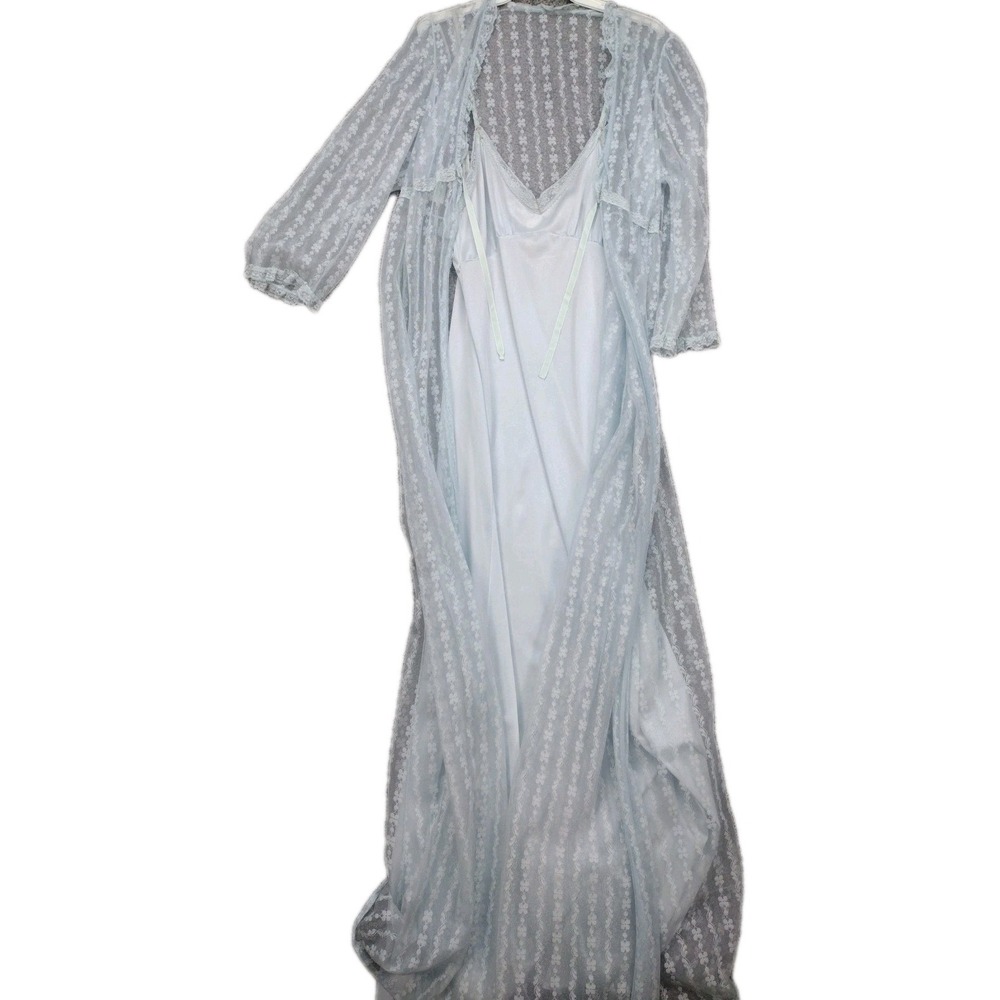 Nan Flower Vintage Peignoir Set Nightgown Robe Baby Blue Lace Petite USA 60s